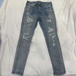 American eagle light wash ripped jeans